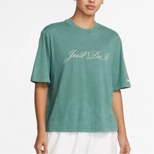 Nike Sportswear Women's T-Shirt Color: Bicoastal/Bicoastal